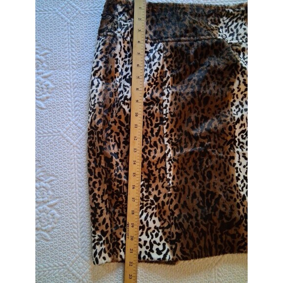 Saks Fifth Avenue  Skirt Women's Animal Print Size 12 Multicolor - Picture 3 of 7